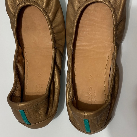 Tieks Women's Metallic Gold Flats Size 10 - Picture 5 of 7